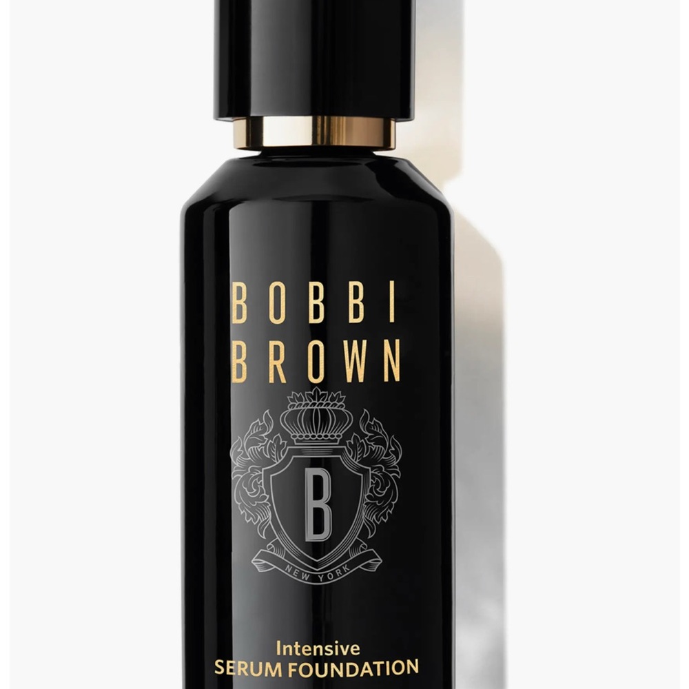 Bobbi Brown Intensive Serum Foundation SPF 30 (Warm Walnut)